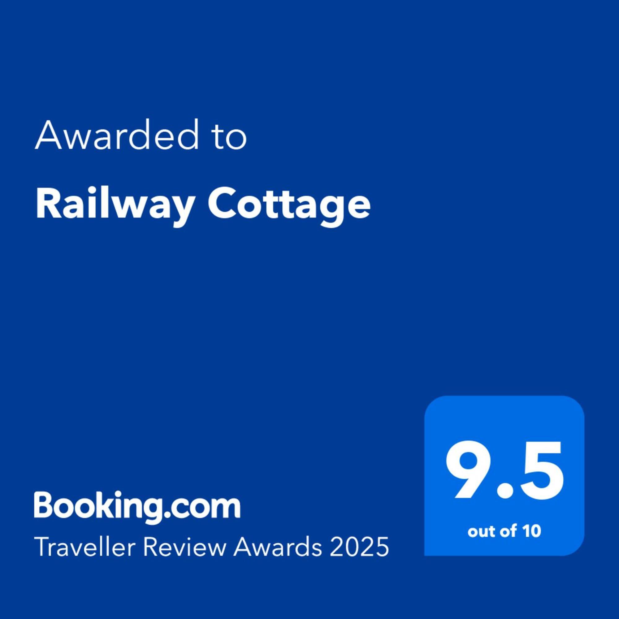 Railway Cottage 콘위 외부 사진